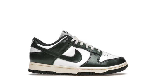 Nike Dunk Low "Vintage Green"