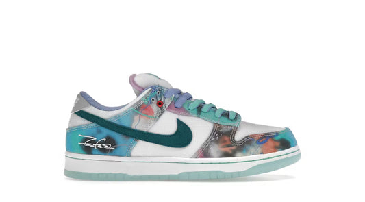 Nike SB Dunk Low Futura Laboratories "Bleached Aqua"